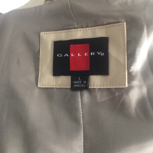 Gallery Long Coat. Water resistant - Picture 2 of 6